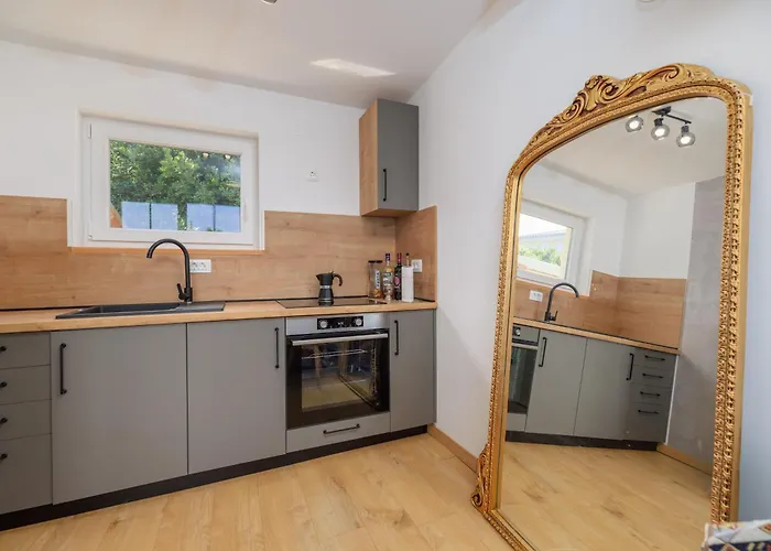 Jacaranda * Malinska