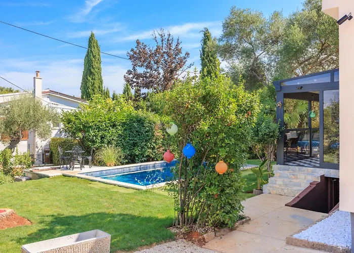 Holiday home Jacaranda Malinska