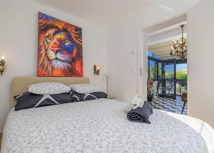 Jacaranda Holiday home